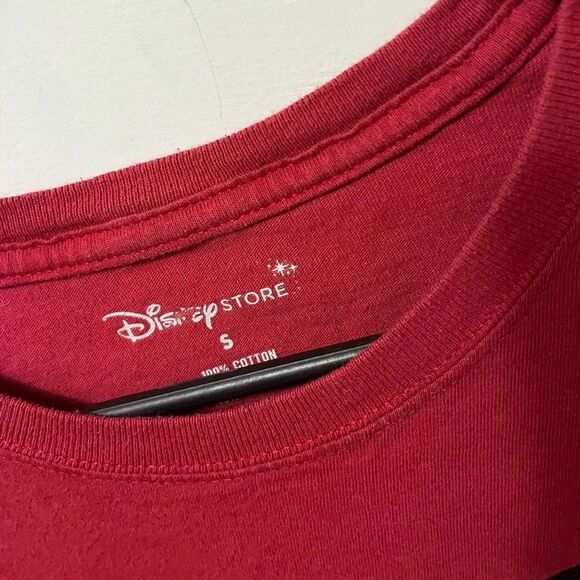 💙2 for $40💙 Mickey Mouse t-shirt - Picture 4 of 4